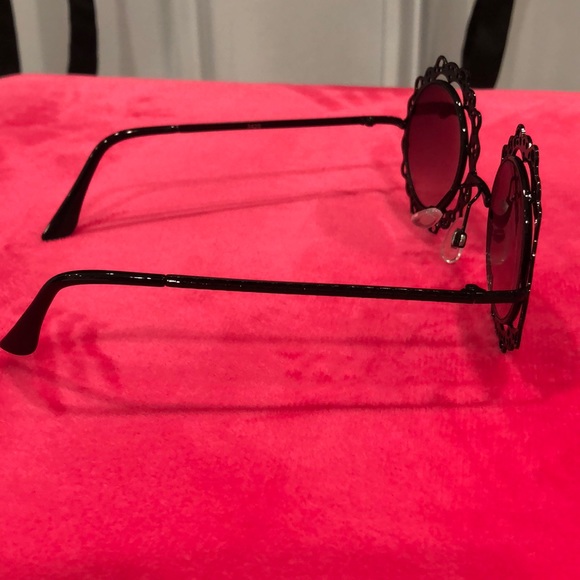 Vintage Style Sunnies - Picture 4 of 6